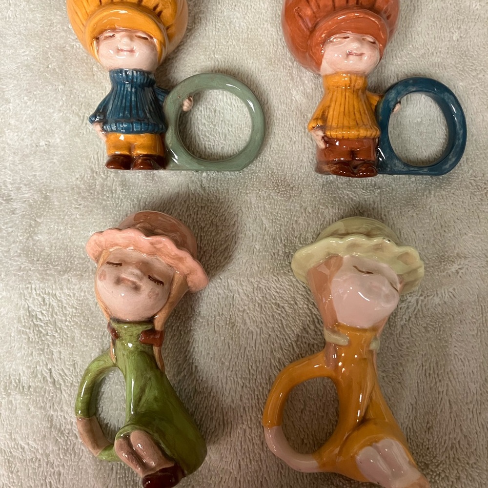 Set of 4 60’s / 70’s Holly Hobbie Style Ceramic Napkin Rings